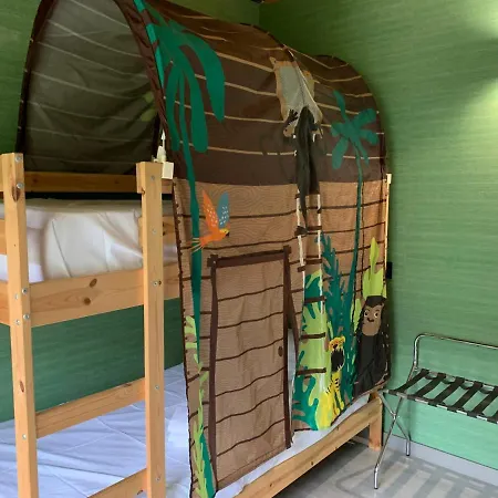 En Santa Cruz-mieres Chalet