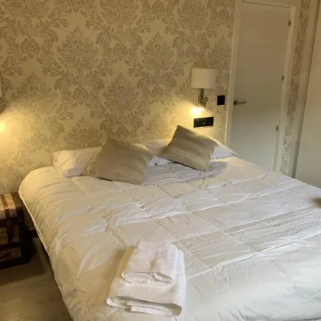 Chalet Casa Rural En Santa Cruz-mieres *