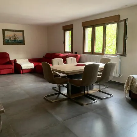 Casa Rural En Santa Cruz-mieres *