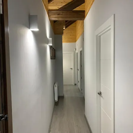 Chalet Casa Rural En Santa Cruz-mieres