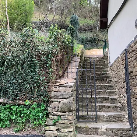 Casa Rural En Santa Cruz-mieres *